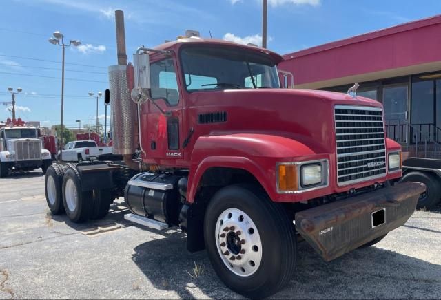 2008 Mack 600 CHU600