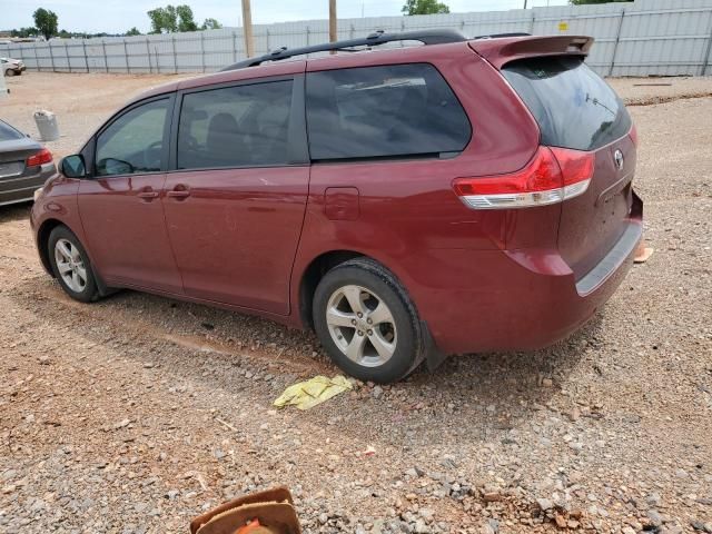 2012 Toyota Sienna LE