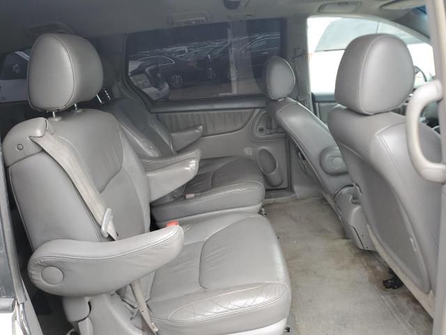 2006 Toyota Sienna XLE