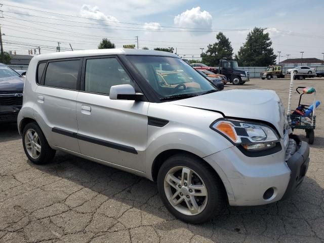 2010 KIA Soul +