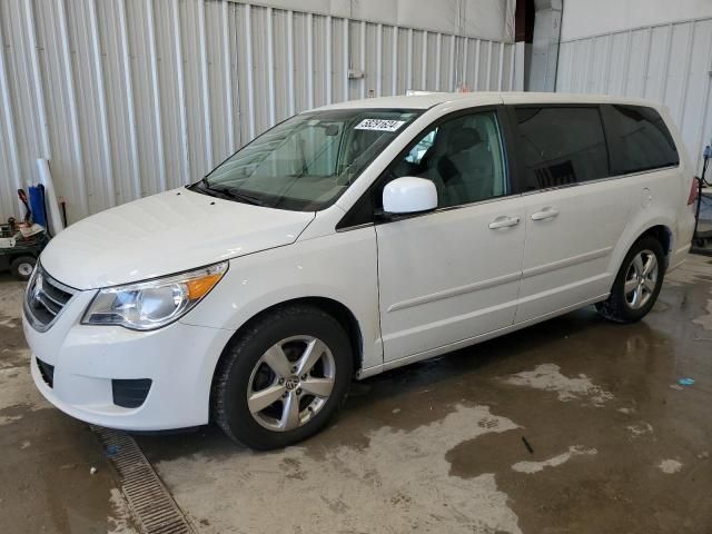 2009 Volkswagen Routan SE