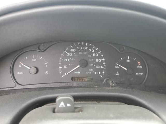 2001 Chevrolet Cavalier Base