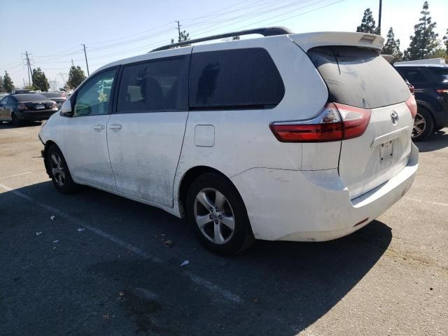 2015 Toyota Sienna LE