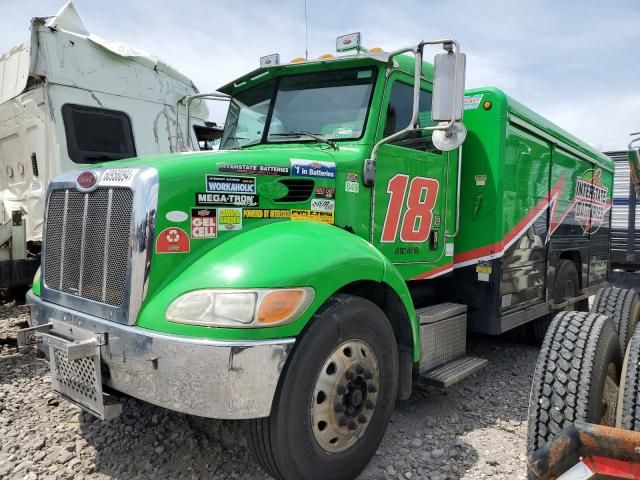 2005 Peterbilt 335