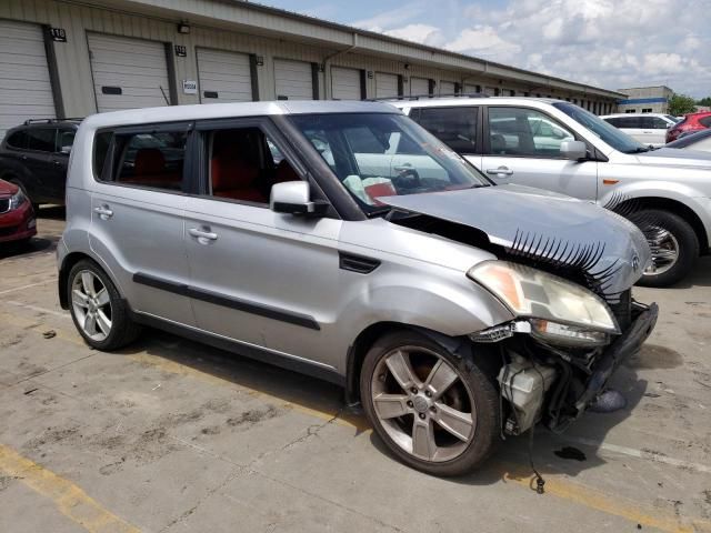 2011 KIA Soul +