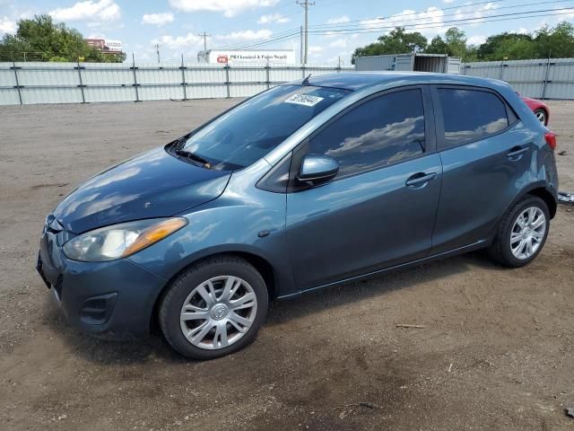 2014 Mazda 2 Sport