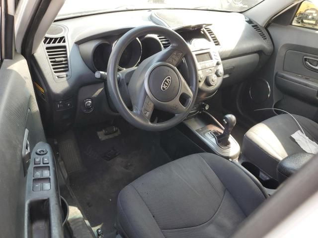 2011 KIA Soul +