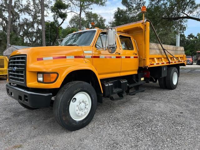 1997 Ford F800