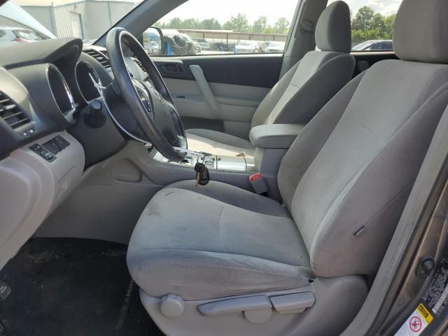 2013 Toyota Highlander Base