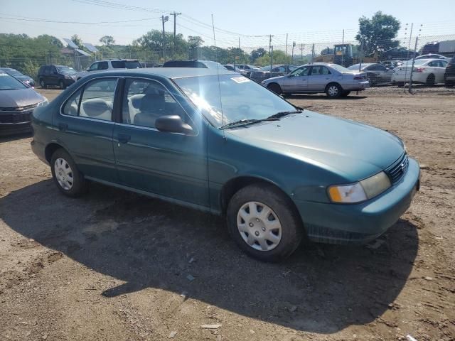 1995 Nissan Sentra Base