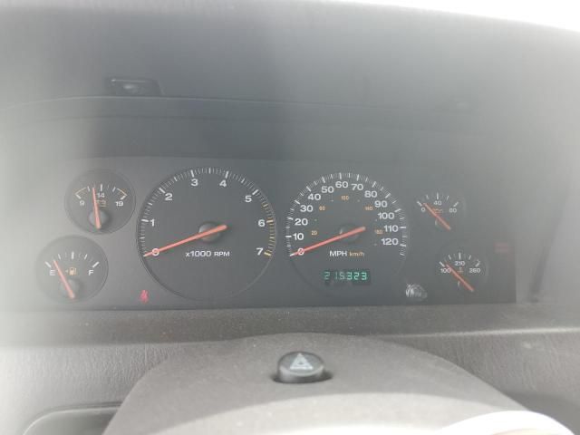 2000 Jeep Grand Cherokee Laredo