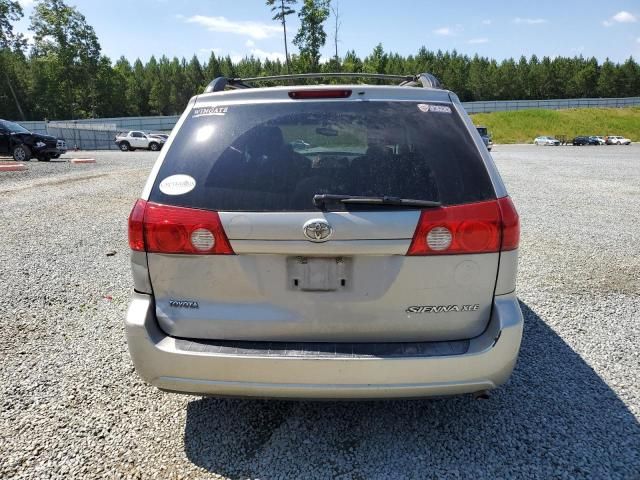 2006 Toyota Sienna XLE