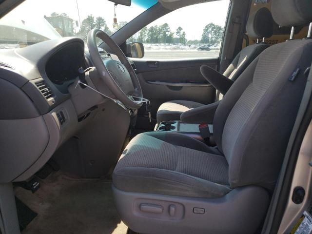 2006 Toyota Sienna CE