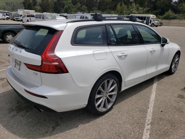 2020 Volvo V60 T5 Momentum