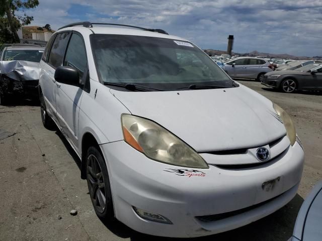 2006 Toyota Sienna CE