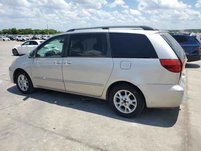 2005 Toyota Sienna XLE