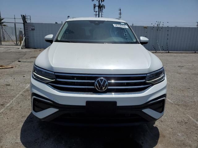 2023 Volkswagen Tiguan SE