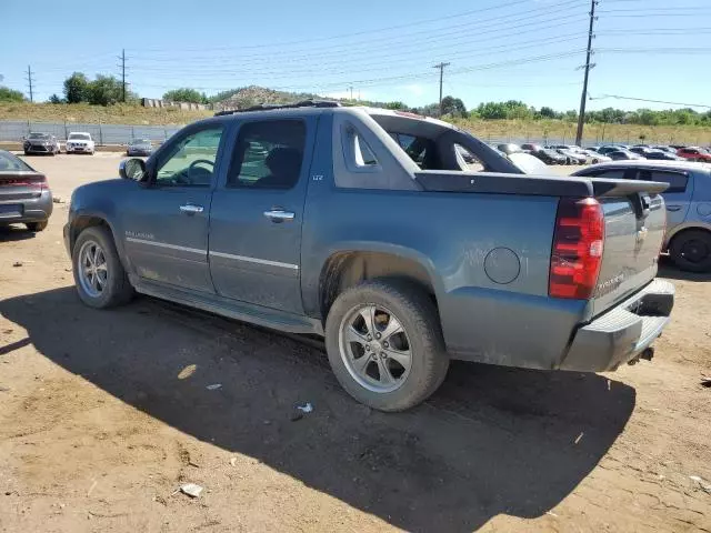 2011 Chevrolet Avalanche LTZ