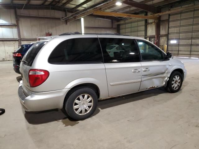 2007 Chrysler Town & Country Touring