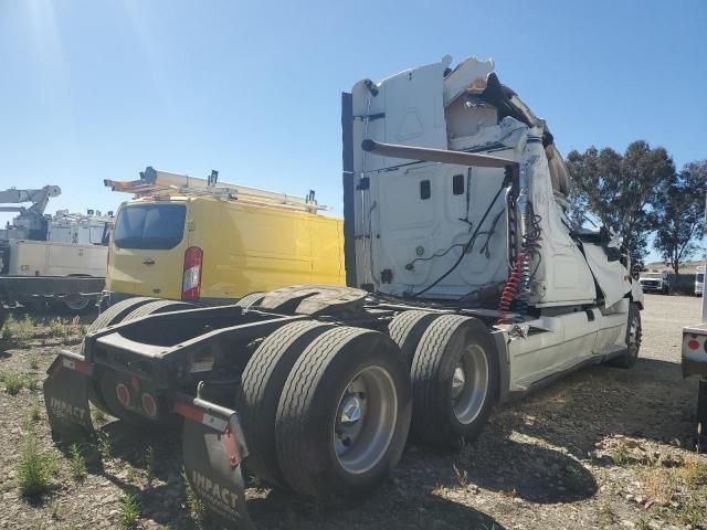 2012 Freightliner Cascadia 125