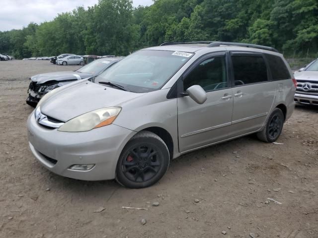 2006 Toyota Sienna XLE