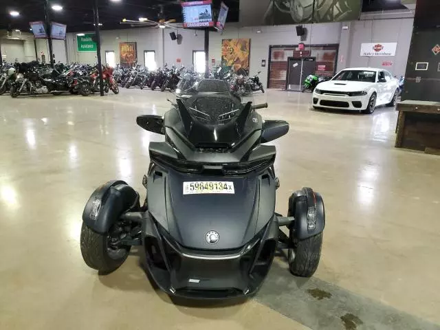 2022 Can-Am Spyder Roadster RT