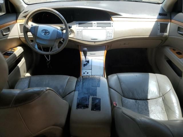 2005 Toyota Avalon XL