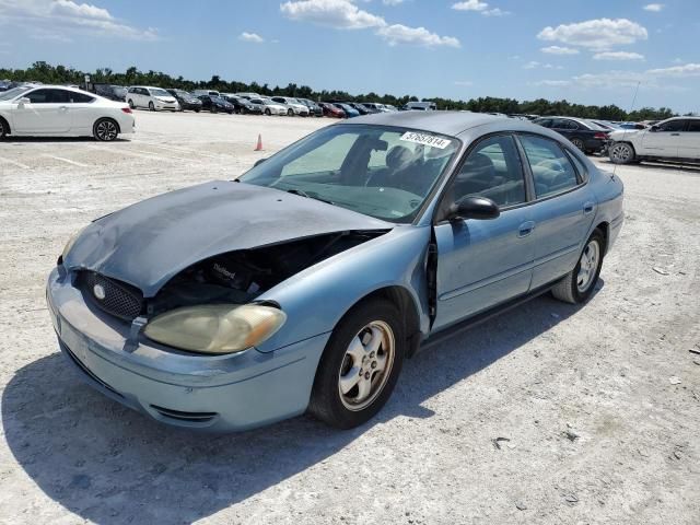 2005 Ford Taurus SE