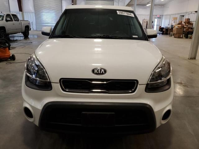 2013 KIA Soul +