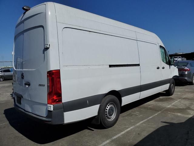 2022 Mercedes-Benz Sprinter 2500