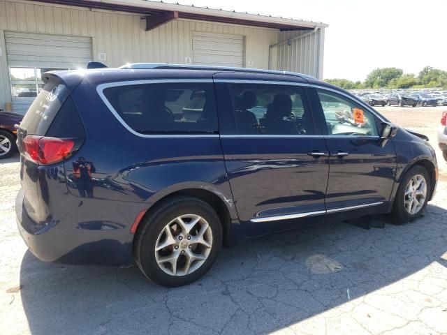 2017 Chrysler Pacifica Touring L Plus