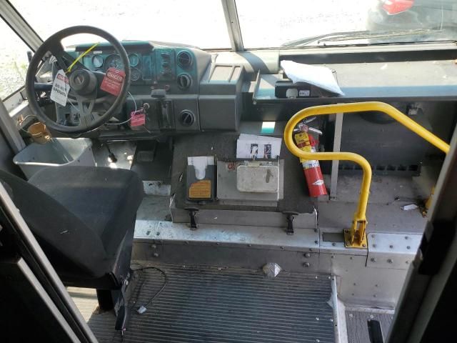 2003 Freightliner Chassis M Line WALK-IN Van