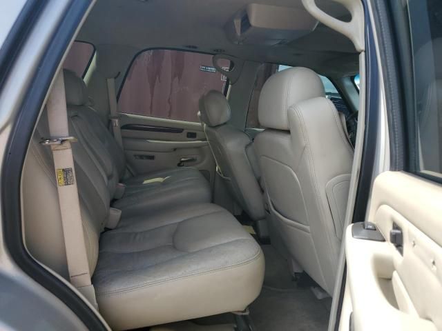 2005 Cadillac Escalade Luxury