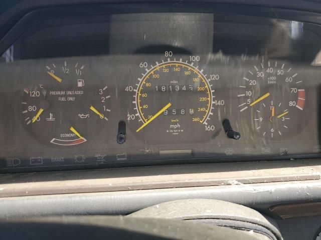 1990 Mercedes-Benz 300 CE