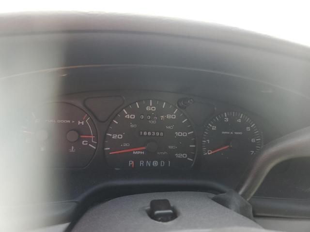 2000 Ford Taurus SE