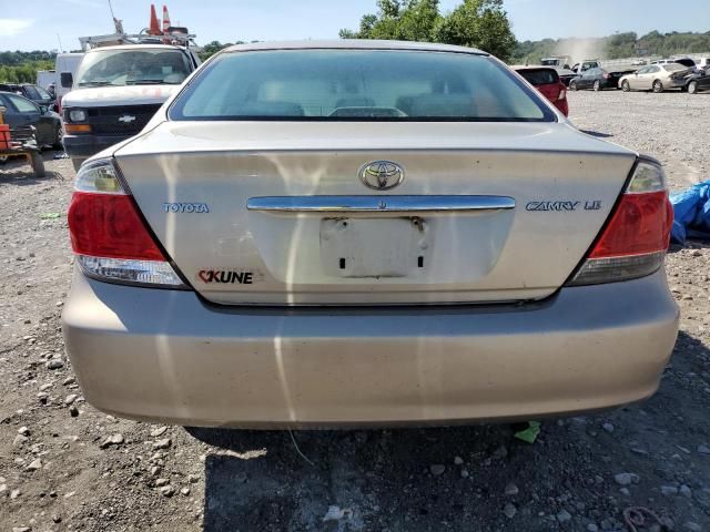 2005 Toyota Camry LE