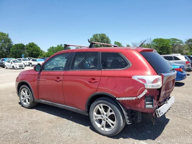 2015 Mitsubishi Outlander SE