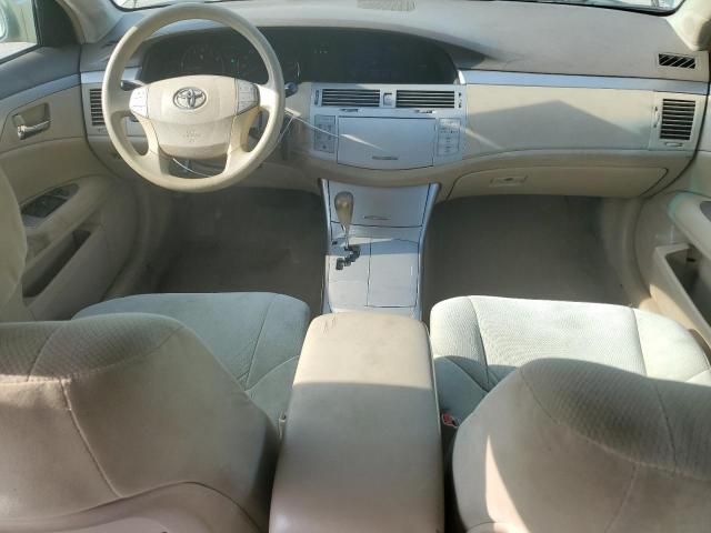 2005 Toyota Avalon XL