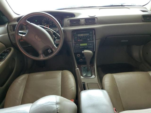 2000 Toyota Camry LE