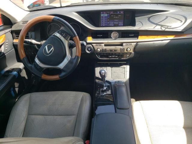 2013 Lexus ES 300H