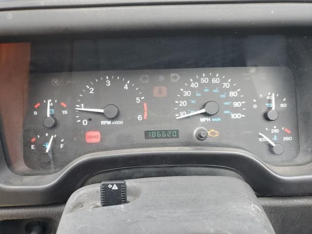 2000 Jeep Wrangler / TJ Sport