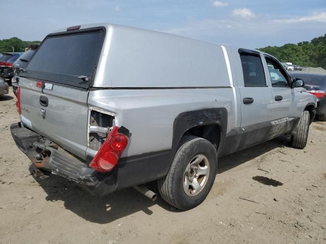 2005 Dodge Dakota Quattro