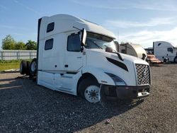 Salvage trucks for sale at Houston, TX auction: 2022 Volvo VN VNL