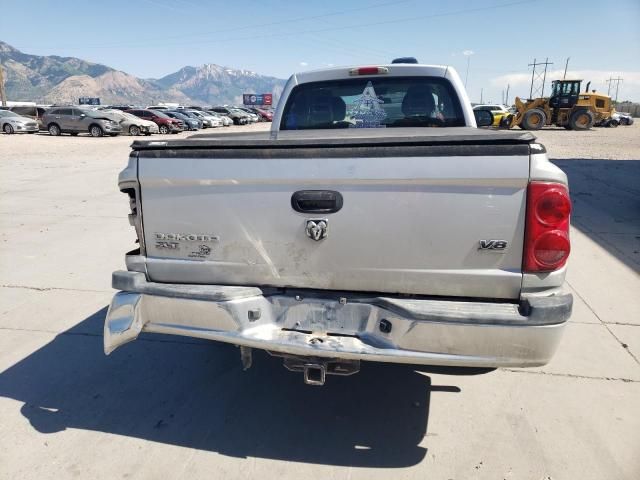 2005 Dodge Dakota SLT