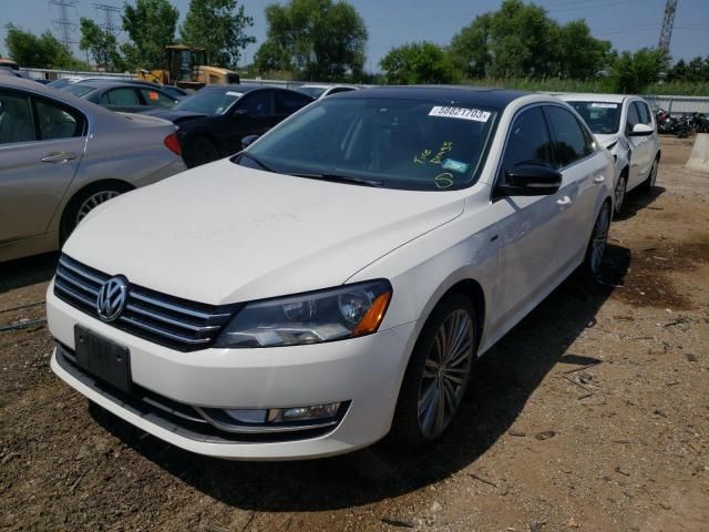 2015 Volkswagen Passat SE