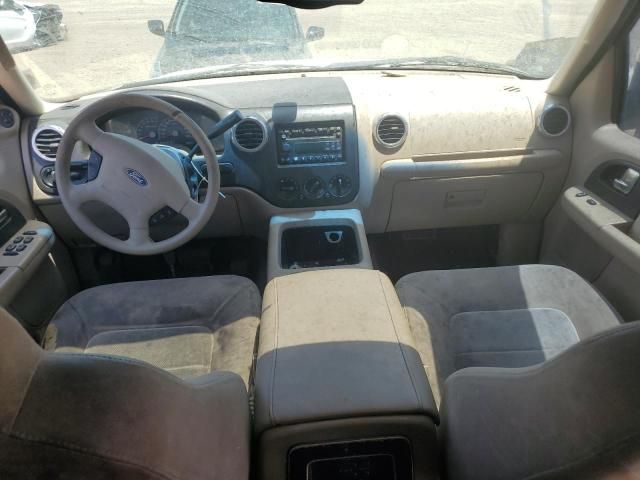 2004 Ford Expedition XLT