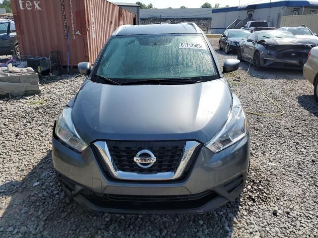 2019 Nissan Kicks S