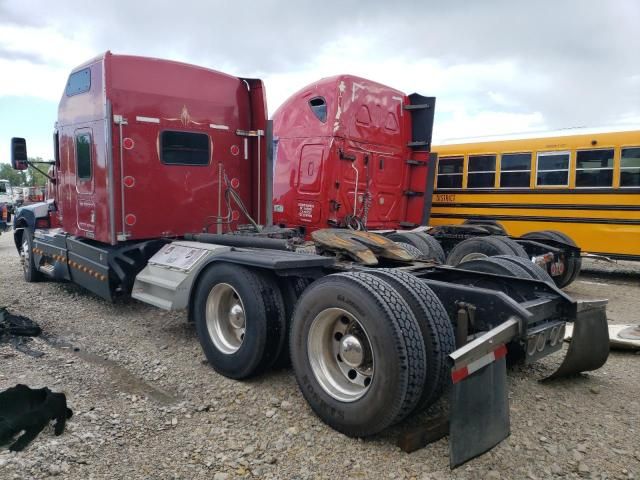 2007 Kenworth Construction T600