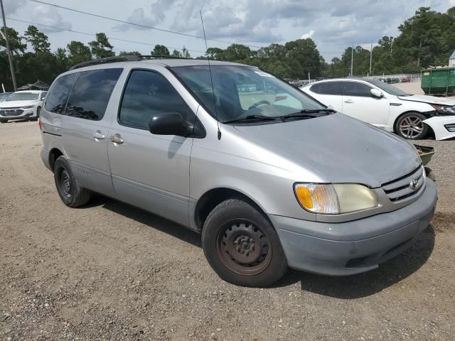 2002 Toyota Sienna CE