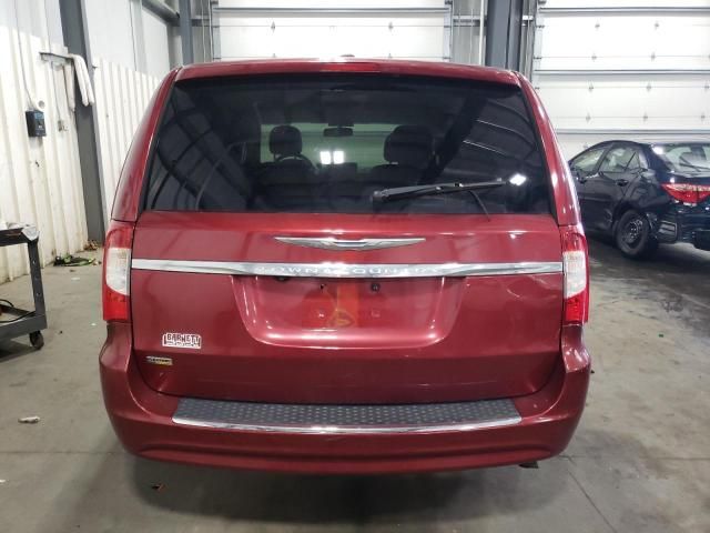 2012 Chrysler Town & Country Touring